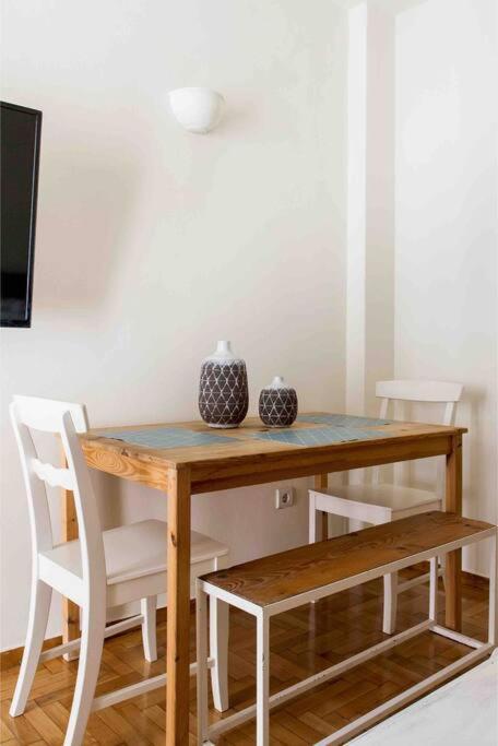 Home Sweet Home @ Central Athens 52 Sq.M. Bagian luar foto